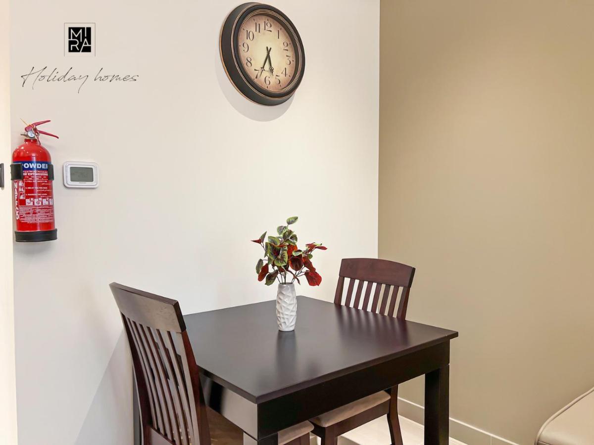 Mira Holiday Homes - Newly Furnished Studio In Downtown Dubaj Exteriér fotografie